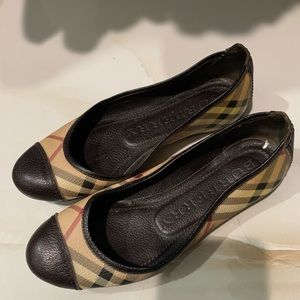 Burberry Women's Leather Patterned Ballet Flats.  No box